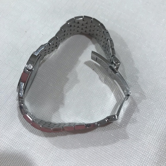 Vintage Gucci Women’s Watch - Picture 3 of 4